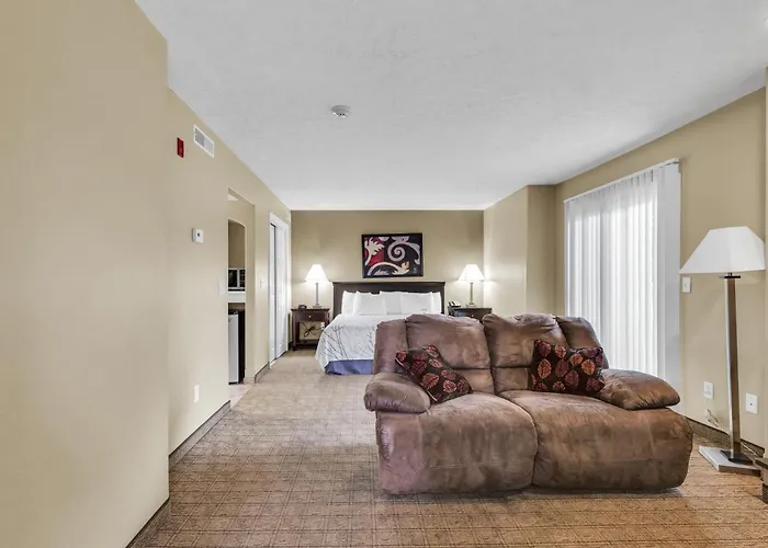 Red Lion & Urbana 3* Champaign