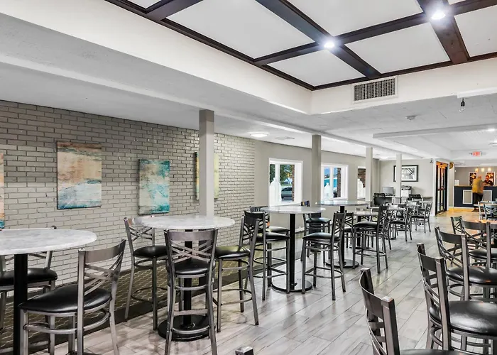 Red Lion & Urbana Hotel Champaign